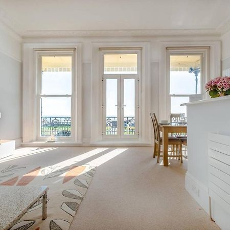 브라이턴 Spectacular Sea Views! Stylish Apt With Balcony 아파트 외부 사진
