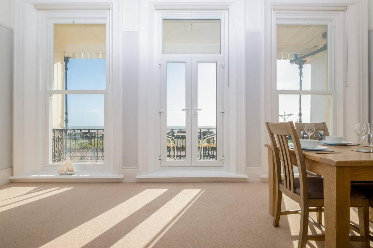 브라이턴 Spectacular Sea Views! Stylish Apt With Balcony 아파트 외부 사진